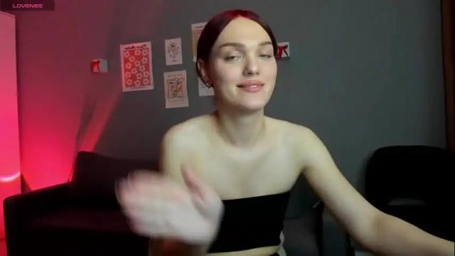 Image 4 of emiliarouds Stream on Chaturbate on 1 month ago