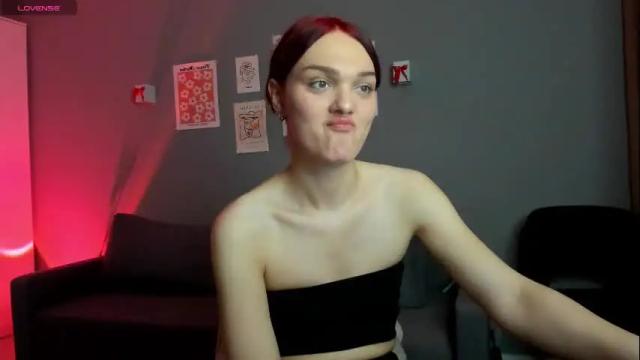 Image 6 of emiliarouds Stream on Chaturbate on 1 month ago