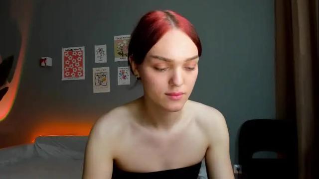 Image 12 of emiliarouds Stream on Chaturbate on 3 days ago
