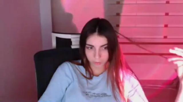 Image 11 of emilie_shy Stream on Chaturbate on 17 months ago