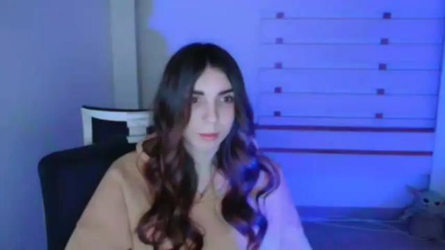 Image 3 of emilie_shy Stream on Chaturbate on 17 months ago