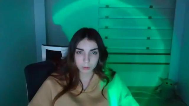 Thumbnail 2, emilie_shy's Stream at Chaturbate, 17 months ago