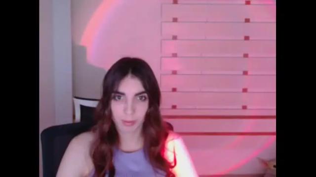 Image 2 of emilie_shy Stream on Chaturbate on 17 months ago