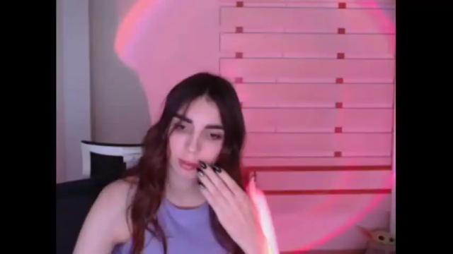 Image 3 of emilie_shy Stream on Chaturbate on 17 months ago