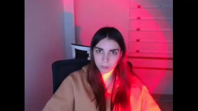 Image 2 of emilie_shy Stream on Chaturbate on 17 months ago