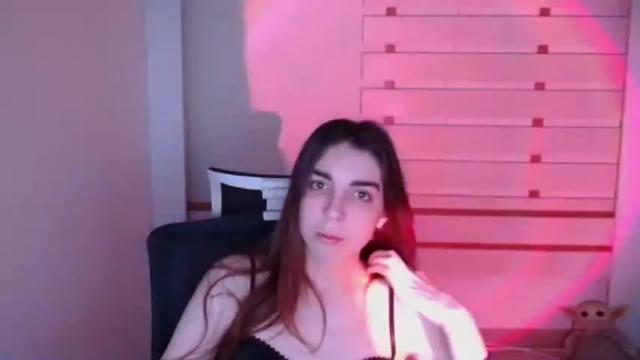 Image 8 of emilie_shy Stream on Chaturbate on 16 months ago