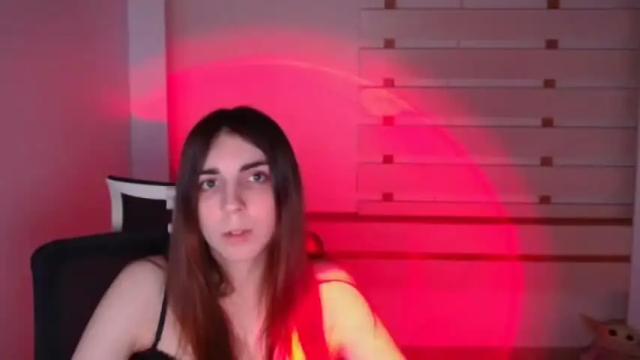 Image 11 of emilie_shy Stream on Chaturbate on 16 months ago
