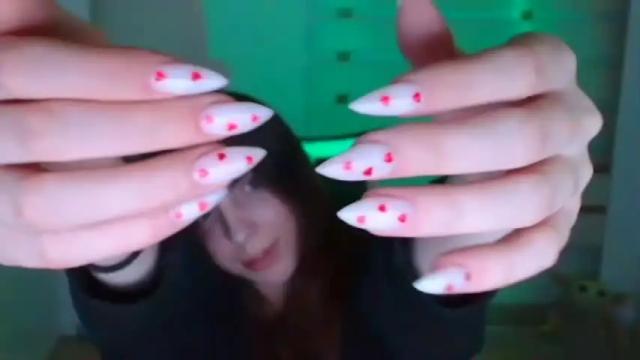 Image 11 of emilie_shy Stream on Chaturbate on 16 months ago