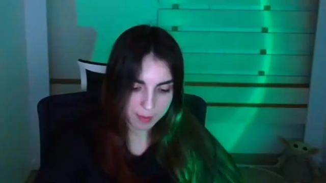 Image 7 of emilie_shy Stream on Chaturbate on 16 months ago
