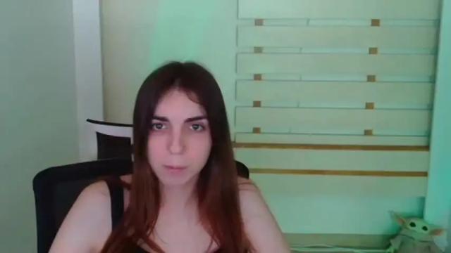 Image 10 of emilie_shy Stream on Chaturbate on 16 months ago