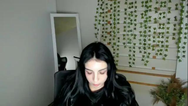 Image 11 of emilie_shy Stream on Chaturbate on 1 month ago