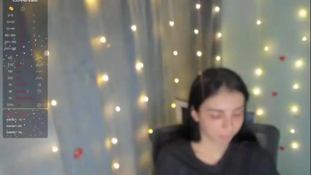 Image 12 of emilie_shy Stream on Chaturbate on 17 days ago