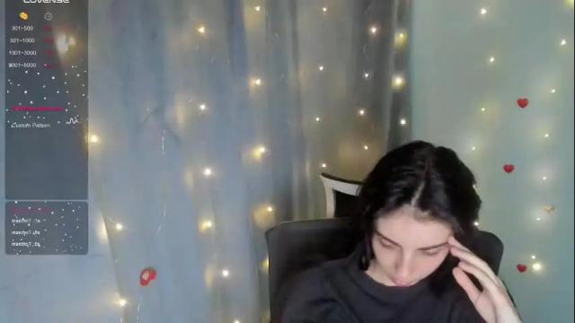 Image 7 of emilie_shy Stream on Chaturbate on 17 days ago