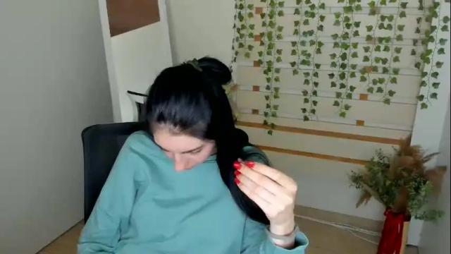 Image 8 of emilie_shy Stream on Chaturbate on 7 days ago