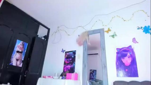Image 10 of emilly_coper18 Stream on Chaturbate on 1 month ago
