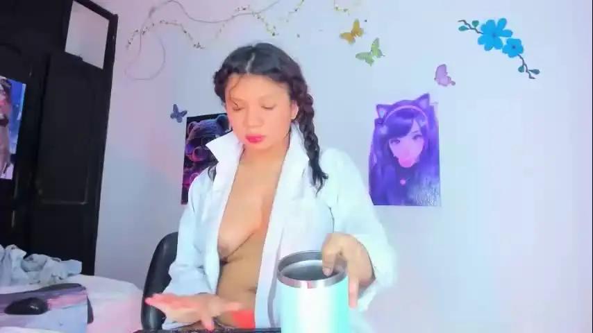 emilly_coper18 Chaturbate