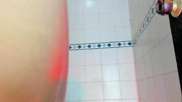 Image 4 of emilly_coper18 Stream on Chaturbate on 2 months ago