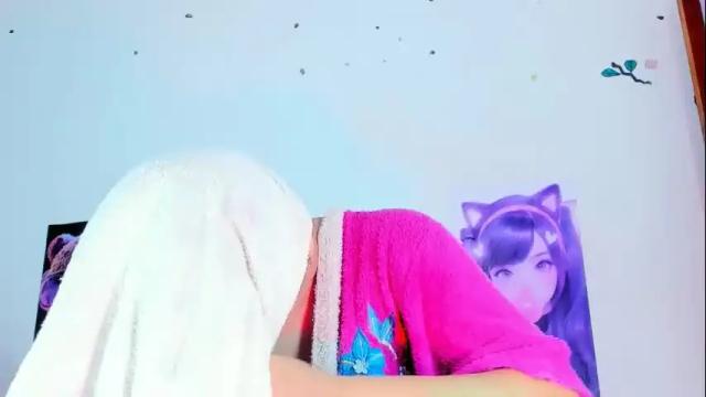 Image 8 of emilly_coper18 Stream on Chaturbate on 2 months ago