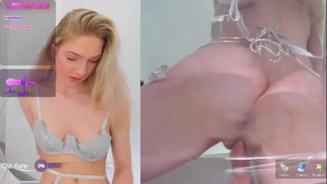 Image 4 of emilly_hart Stream on Chaturbate on 18 days ago