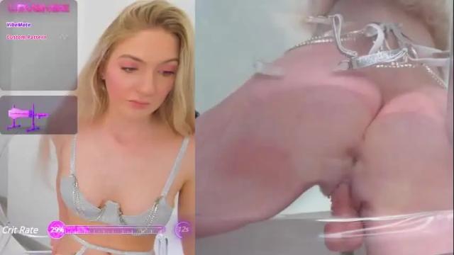 Image 8 of emilly_hart Stream on Chaturbate on 18 days ago