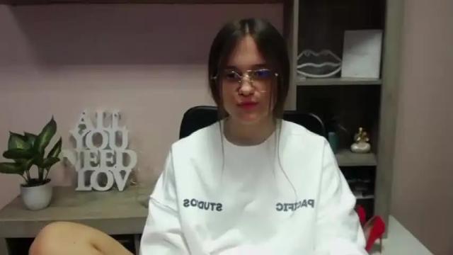 Thumbnail 3, emilly_lust99's Stream at Chaturbate, 13 months ago