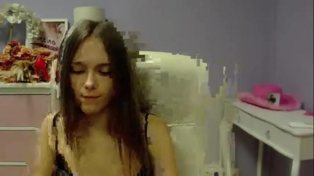 Image 6 of emilly_lust99 Stream on Chaturbate on 29 days ago