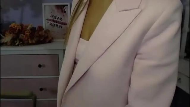 Image 2 of emilly_lust99 Stream on Chaturbate on 2 months ago