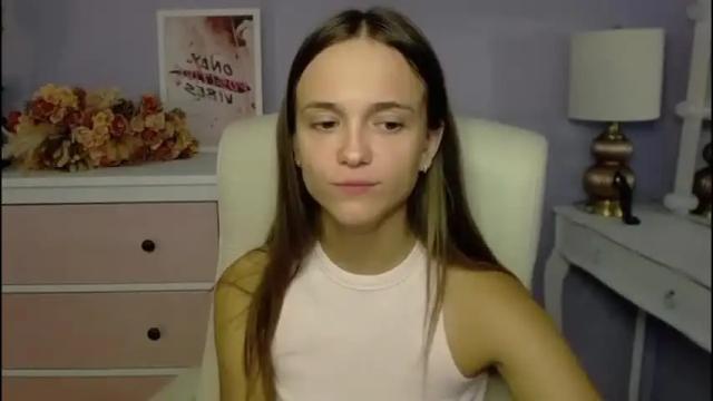 Image 4 of emilly_lust99 Stream on Chaturbate on 2 months ago