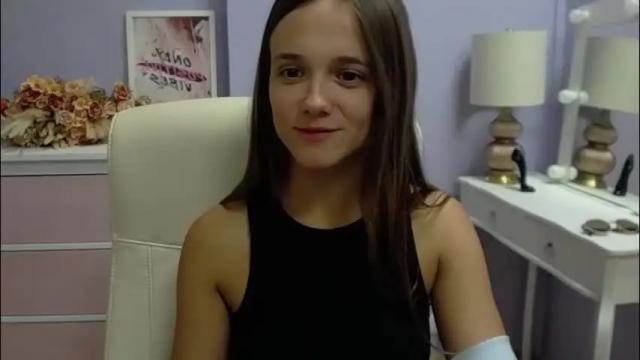 Image 2 of emilly_lust99 Stream on Chaturbate on 2 months ago