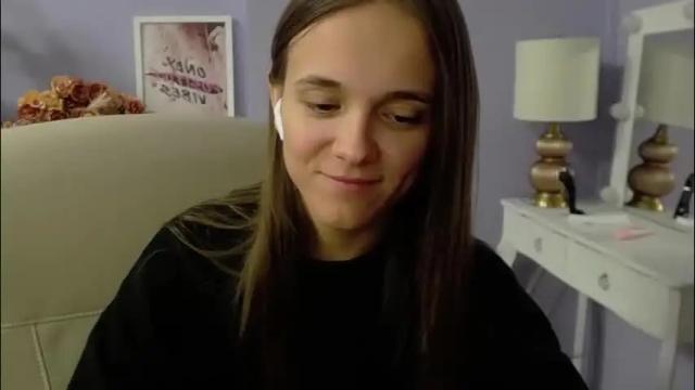 Thumbnail 3, emilly_lust99's Stream at Chaturbate, 2 months ago