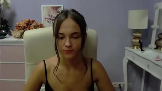Image 2 of emilly_lust99 Stream on Chaturbate on 2 months ago