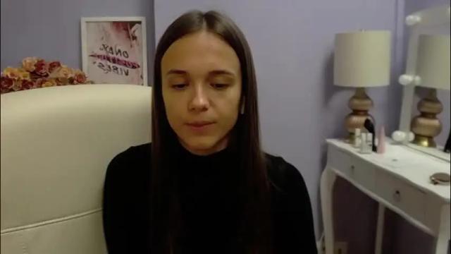 Image 8 of emilly_lust99 Stream on Chaturbate on 1 month ago