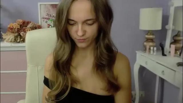 Image 2 of emilly_lust99 Stream on Chaturbate on 1 month ago