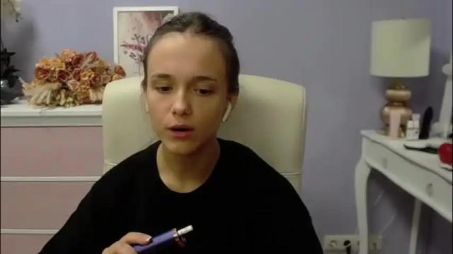 Image 12 of emilly_lust99 Stream on Chaturbate on 1 month ago
