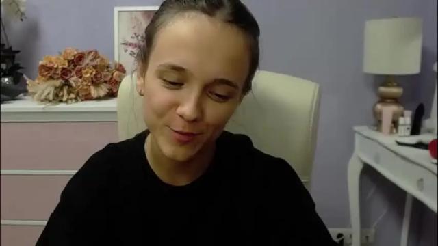 Image 6 of emilly_lust99 Stream on Chaturbate on 1 month ago