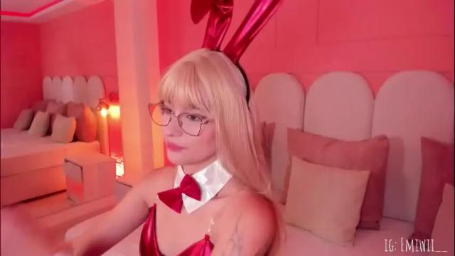 Image 10 of emilly_williamss Stream on Chaturbate on 2 months ago