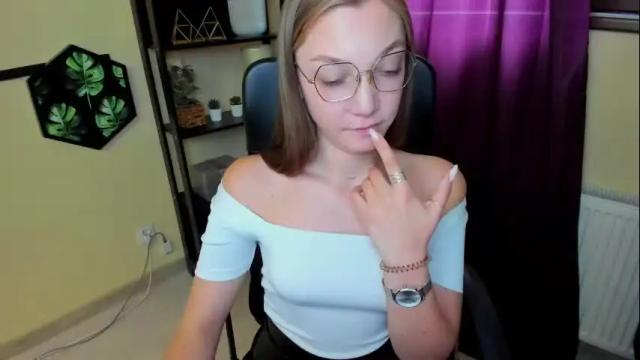 Thumbnail 1, emilly_xkiss's Stream at Chaturbate, 1 month ago