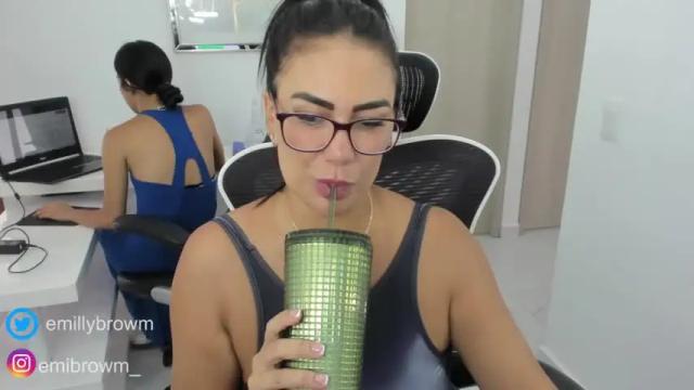 Image 10 of emillybrowm Stream on Chaturbate on 13 months ago