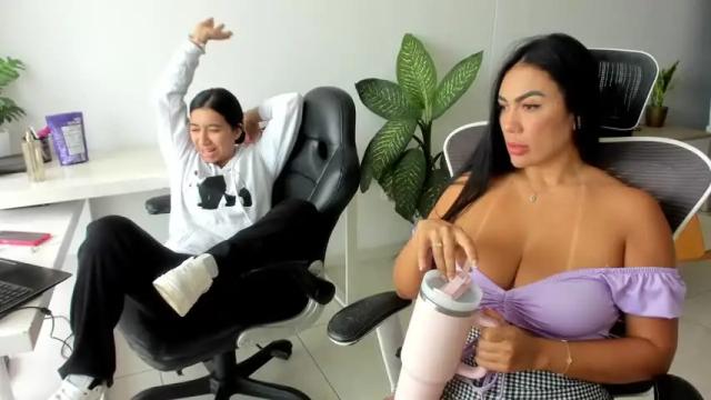 Thumbnail 2, emillybrowm's Stream at Chaturbate, 1 month ago