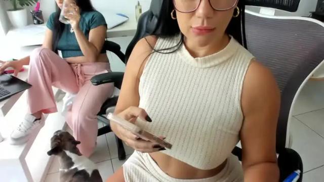 Thumbnail 3, emillybrowm's Stream at Chaturbate, 14 days ago