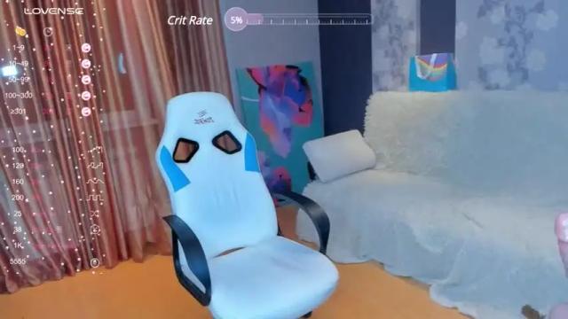 Image 12 of emillyhart Stream on Chaturbate on 19 months ago