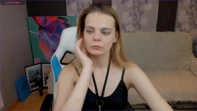 Thumbnail 1, emillyhart's Stream at Chaturbate, 17 months ago