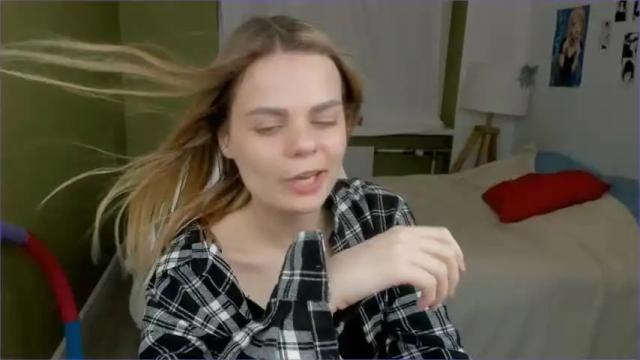 Image 10 of emillyjoyce Stream on Chaturbate on 13 months ago