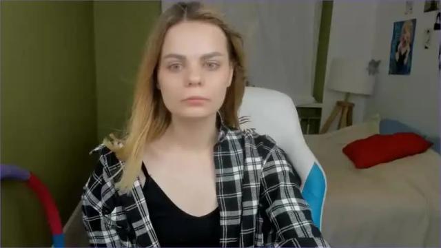 Image 12 of emillyjoyce Stream on Chaturbate on 13 months ago