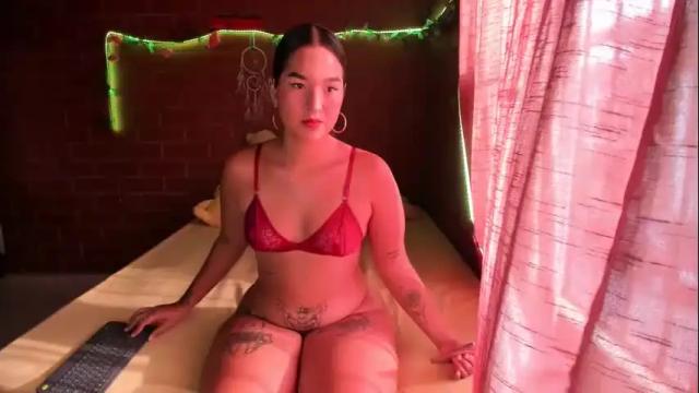 Thumbnail 1, emillymillers's Stream at Chaturbate, 21 months ago