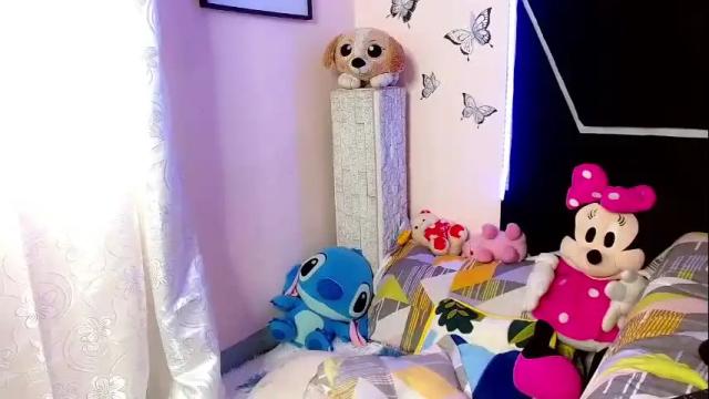 Image 10 of emillystonex Stream on Chaturbate on 7 months ago