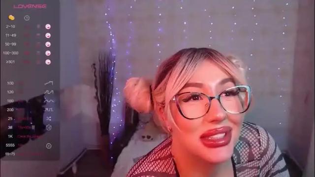 Image 6 of emily962009 Stream on Chaturbate on 1 month ago