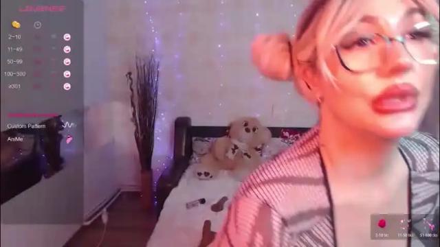 Image 8 of emily962009 Stream on Chaturbate on 1 month ago