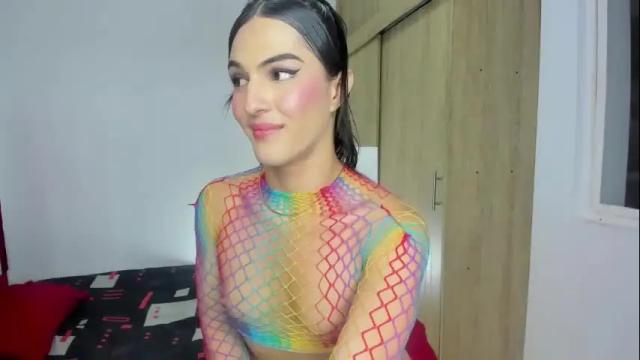 Image 2 of emily_777_ Stream on Chaturbate on 3 months ago