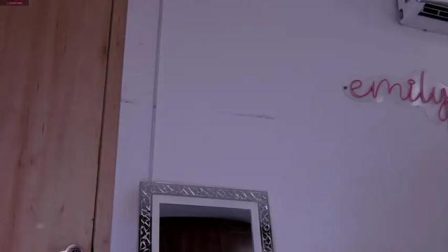 Image 3 of emily_____ Stream on Chaturbate on 1 month ago